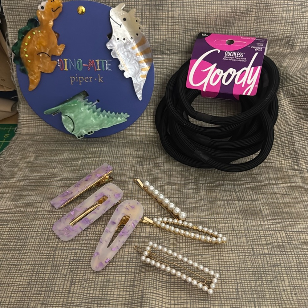 Mixed hair accessories